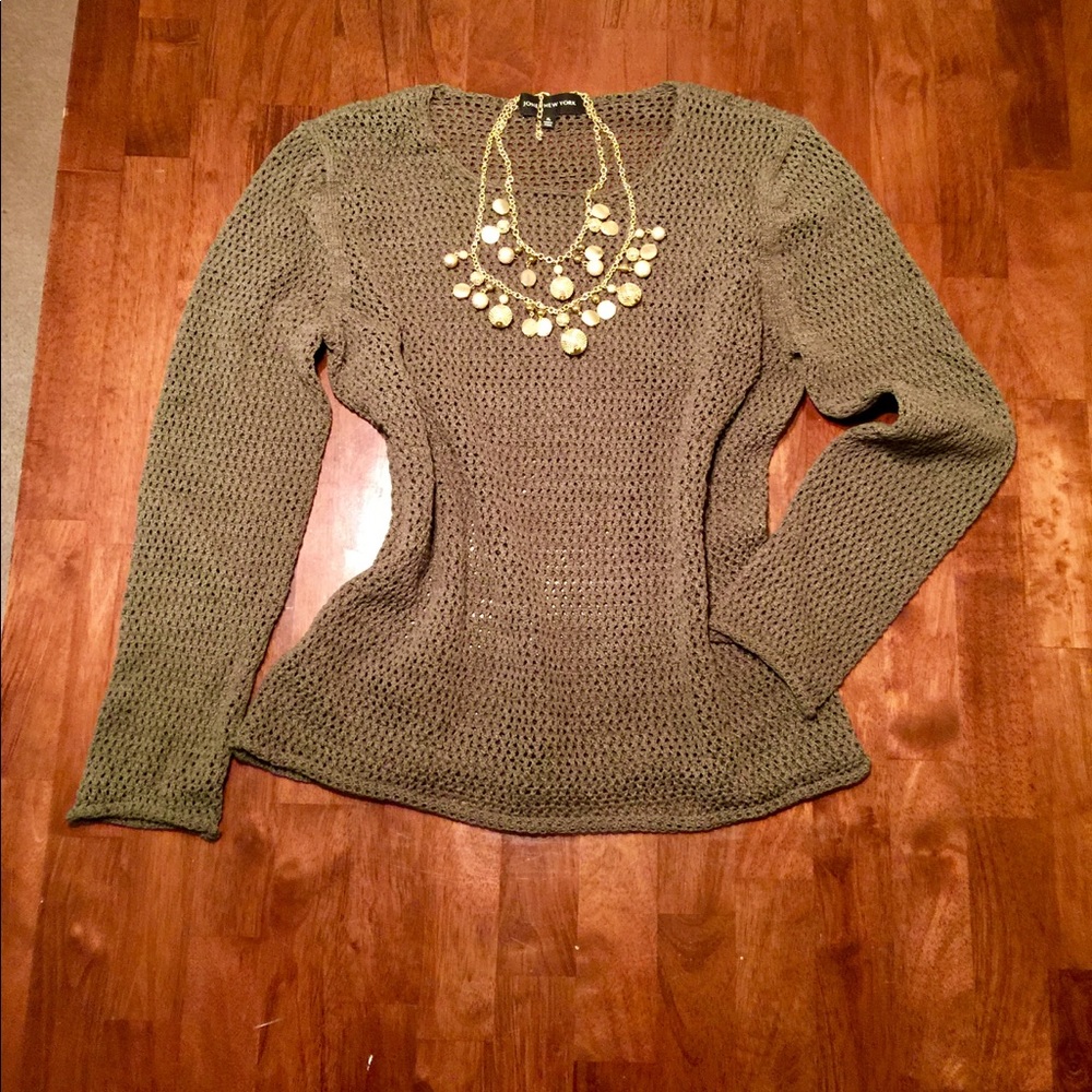 Jones New York crocheted top